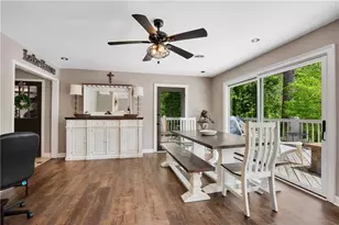 6275 Woodlake Dr, Buford, GA 30518 - Photo 13