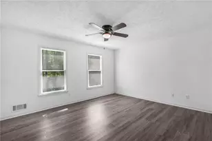 1373 Fairfield SW Dr, Lilburn, GA 30047 - Photo 21