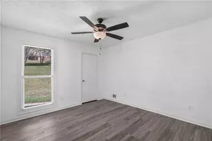1373 Fairfield SW Dr, Lilburn, GA 30047 - Photo 19