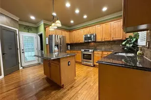 3684 Heritage Crest Pkwy, Buford, GA 30519 - Photo 17