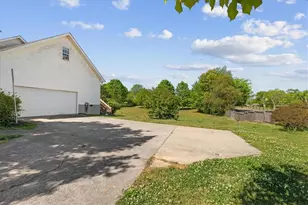103 Chelcy Dr SE, Calhoun, GA 30701 - Photo 31