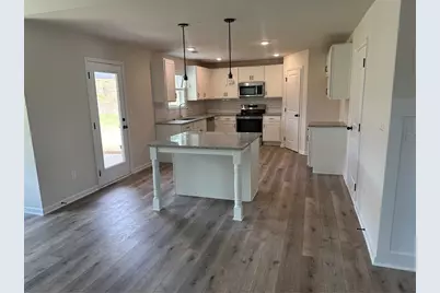 676 Rodeo Drive, Auburn, GA 30011 - Photo 9