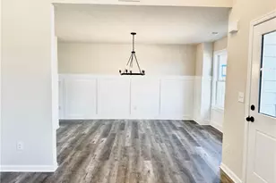 676 Rodeo Dr, Auburn, GA 30011 - Photo 3