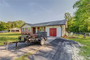125 Clairmont Dr, Calhoun, GA 30701 - Photo 11