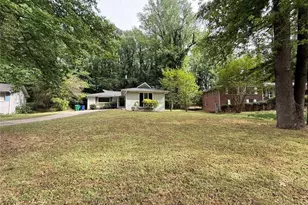 3891 Artist View Dr, Decatur, GA 30034 - Photo 3
