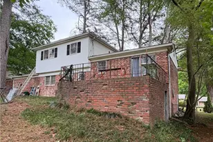 3084 Trafalgar Way, Atlanta, GA 30341 - Photo 9