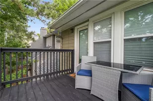 802 Ivy Green Ln SE, Marietta, GA 30067 - Photo 3