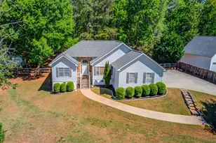 3314 Banks Mountain Dr, Gainesville, GA 30506 - Photo 1