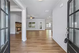564 White Oak Wy, Monroe, GA 30655 - Photo 3