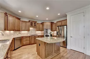 7580 Weston Club Dr, Suwanee, GA 30024 - Photo 19