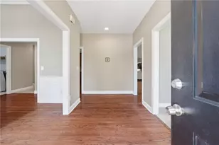 2102 Cathcart Ct, Lawrenceville, GA 30045 - Photo 3