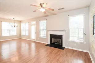 4049 Hill Station Ct, Sugar Hill, GA 30518 - Photo 3