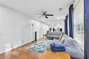 762 Maple Dr, Riverdale, GA 30274 - Photo 9