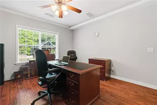 460 Persimmon Dr, Sharpsburg, GA 30277 - Photo 5