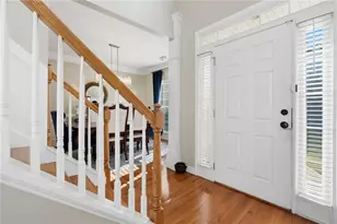 460 Persimmon Dr, Sharpsburg, GA 30277 - Photo 3