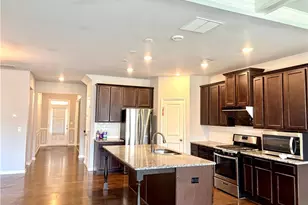 2418 Ivy Meadow Ln, Buford, GA 30519 - Photo 9