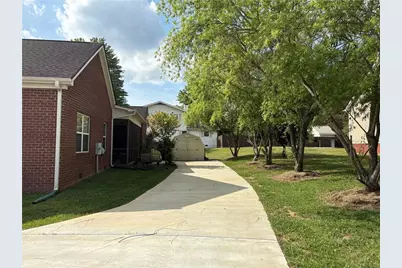 805 Thomas Avenue, Chickamauga, GA 30707 - Photo 9