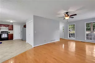4400 Autumn Glo Ct, Douglasville, GA 30135 - Photo 9