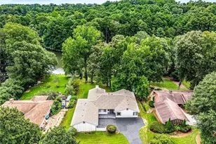 234 Shadow Lake Dr SW, Lilburn, GA 30047 - Photo 5