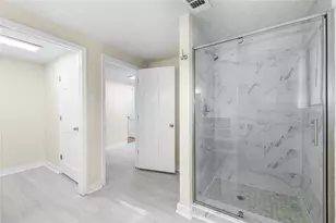 234 Shadow Lake Dr SW, Lilburn, GA 30047 - Photo 25