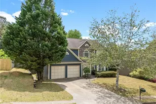 542 Staghorn Ln, Suwanee, GA 30024 - Photo 3