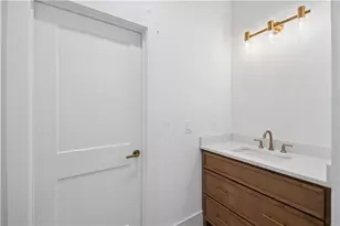 10745 Waters Rd, Alpharetta, GA 30022 - Photo 33