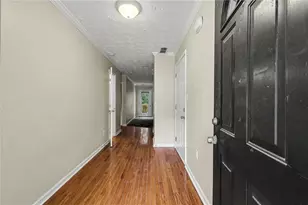 2959 Stonecrest Ln, Lithonia, GA 30038 - Photo 7