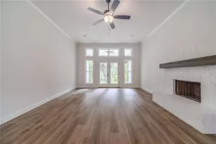 215 Pinewood Dr, Covington, GA 30014 - Photo 5
