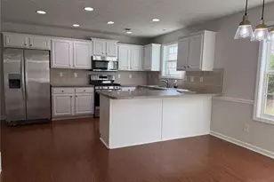 5275 Ashbury Manor Ln, Sugar Hill, GA 30518 - Photo 7