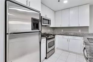 3338 Peachtree Rd NE, Atlanta, GA 30326 - Photo 13