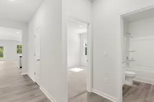 2930 Daxton Ln, Gainesville, GA 30507 - Photo 5