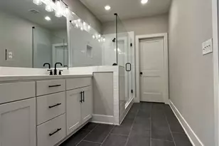 2011 Oak Ln NW, Atlanta, GA 30318 - Photo 7