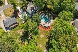 3889 Easy Cir NE, Marietta, GA 30066 - Photo 3