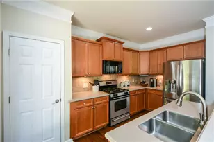 6142 Deluna Way, Duluth, GA 30097 - Photo 13