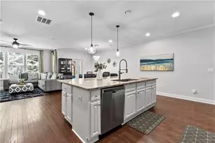 7306 Lowery Oak Dr, Roswell, GA 30075 - Photo 7