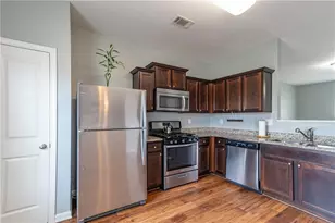 623 Nonsuch Way, Winder, GA 30680 - Photo 5