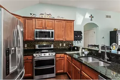 315 Winthrope Drive, Woodstock, GA 30188 - Photo 5