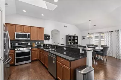 315 Winthrope Drive, Woodstock, GA 30188 - Photo 3