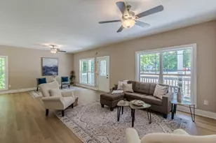 10965 Highridge Ct, Hampton, GA 30228 - Photo 7