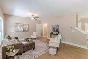 10965 Highridge Ct, Hampton, GA 30228 - Photo 9