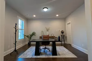 130 Clover Ct, Roswell, GA 30075 - Photo 5