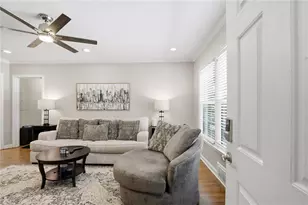 3669 Peachtree Road NE, Atlanta, GA 30319 - Photo 3