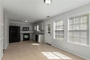 150 Fairclift Dr, Covington, GA 30016 - Photo 7