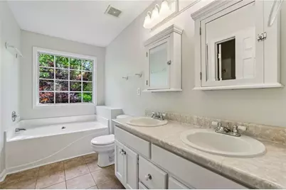 6321 Shady Grove Lane, Flowery Branch, GA 30542 - Photo 13