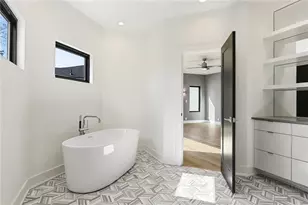 2985 Lookout Pl NE, Atlanta, GA 30305 - Photo 25