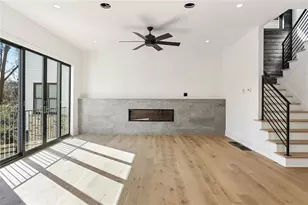 2985 Lookout Pl NE, Atlanta, GA 30305 - Photo 9