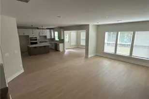 4665 Rosarian Dr, Cumming, GA 30040 - Photo 15