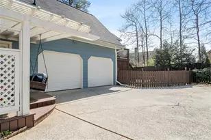 1051 Club Pl NE, Brookhaven, GA 30319 - Photo 21