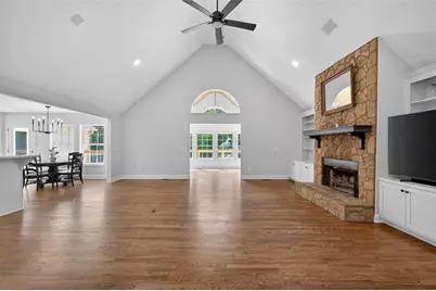 5633 Peace Avenue, Braselton, GA 30517 - Photo 9