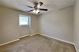 4956 W Ridge Dr, Douglasville, GA 30135 - Photo 11